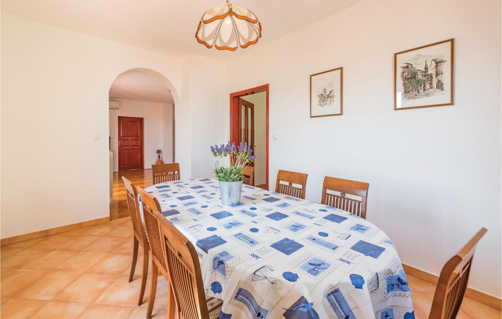 Amazing Apartment In Rabac With Kitchen Ngoại thất bức ảnh